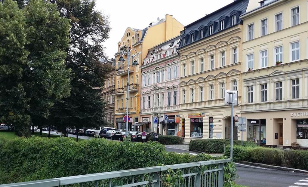 Spa Apartments Bulharska KLV Exterior foto