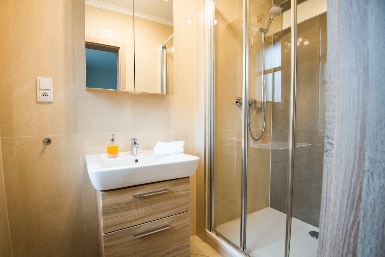 Spa Apartments Bulharska KLV Exterior foto